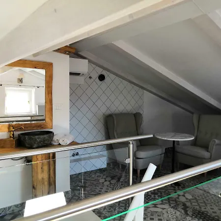 Casa Colloredo Free Parking Appartamento *