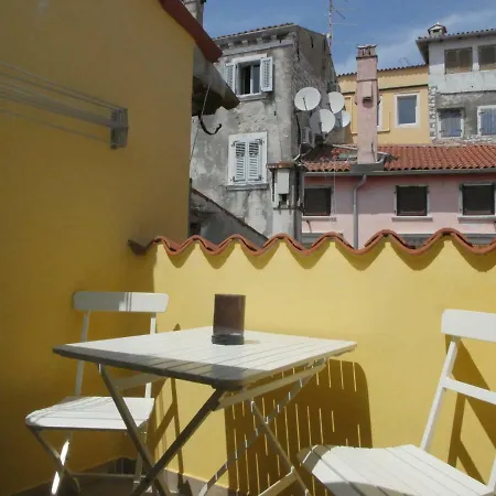 Casa Colloredo *