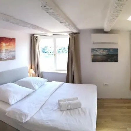 Casa Colloredo Apartment *